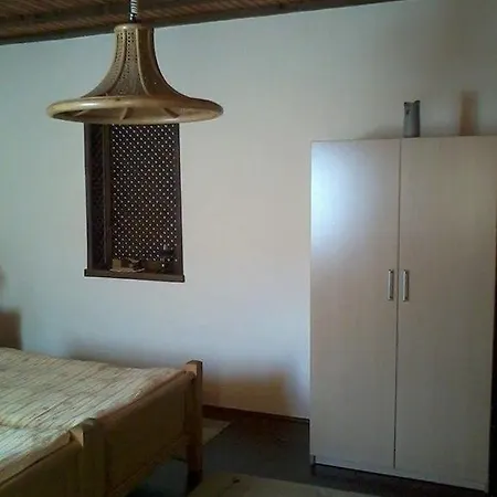Rooms Pocitelj Πανσιόν